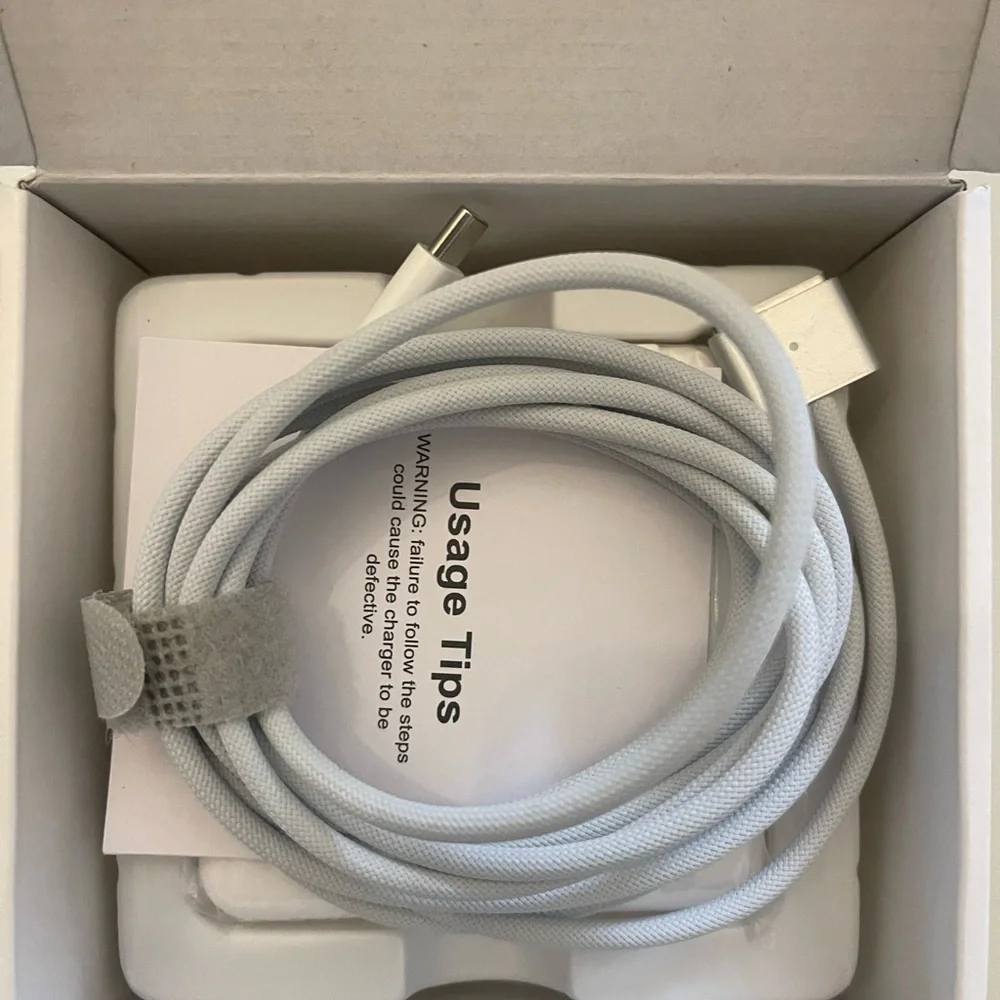 T ATHINK 20W USB-C PD Wall Charger, model MZ96PD-C.